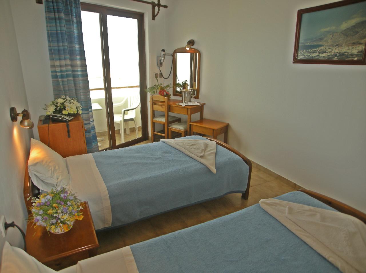 Görögország, Karpathos, Pigadia, Oceanis Hotel, szoba