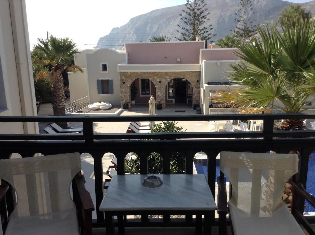 Görögország, Santorini, Kamari, Rosebay Hotel, erkély
