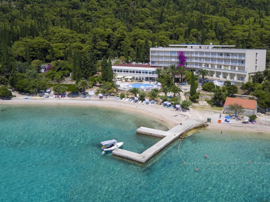 Horvátország, Peljesac-félsziget, Orebic, Orsan Hotel by Aminess, tengerpart