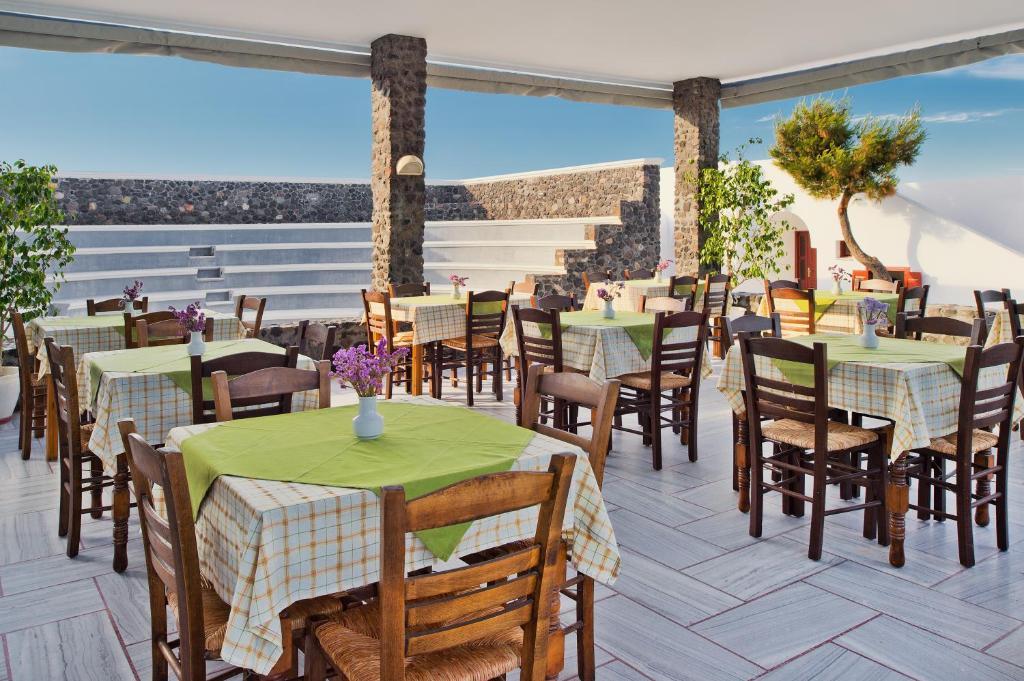 Görögország, Santorini, Kamari, Makarios Beach Hotel, terasz