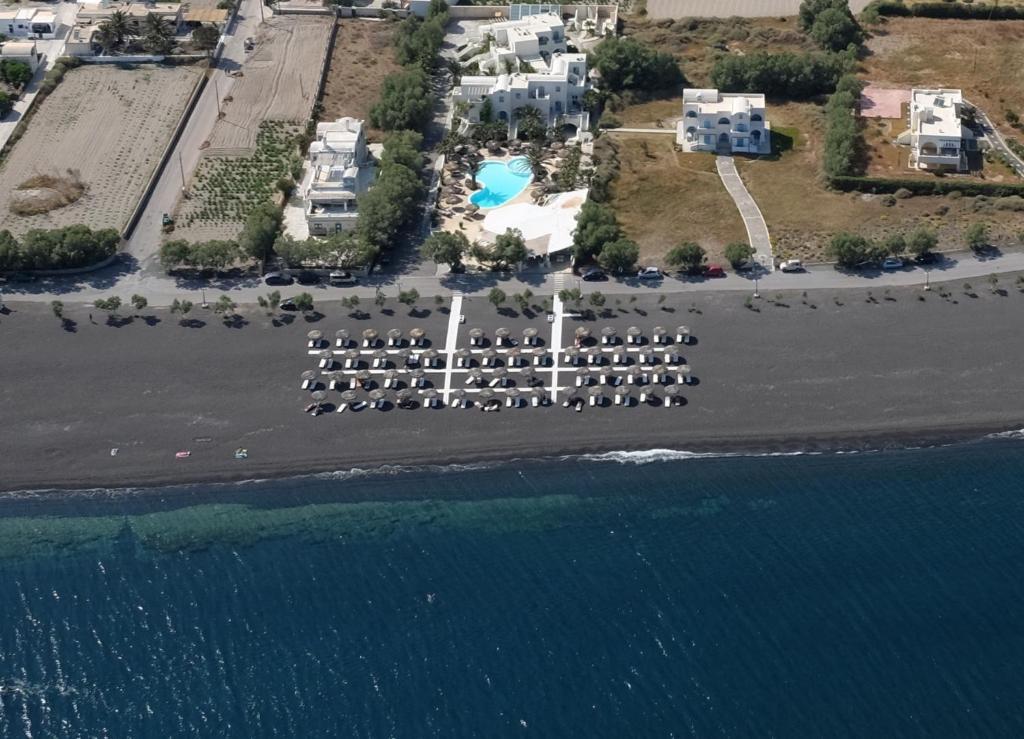 Görögország, Santorini, Perissa, Atlantis Beach Villa, tengerpart